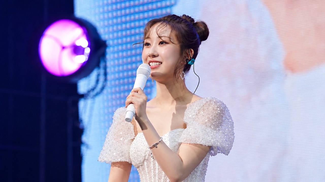 Jeon Yoo Jin to Release First Full-Length Album on October 10… Spoiler Image Revealed