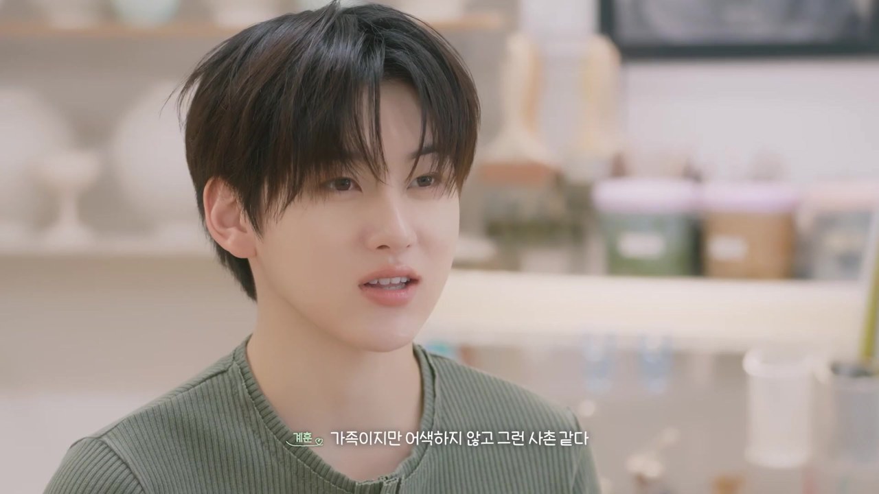 "우리는 호랑이야"…사촌즈 개은·이주, 도예 수업 중 정한 조합명과 애칭